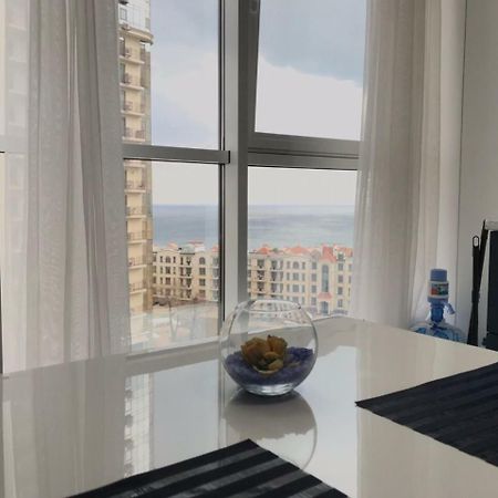 The Den Apartamento Odessa Exterior foto