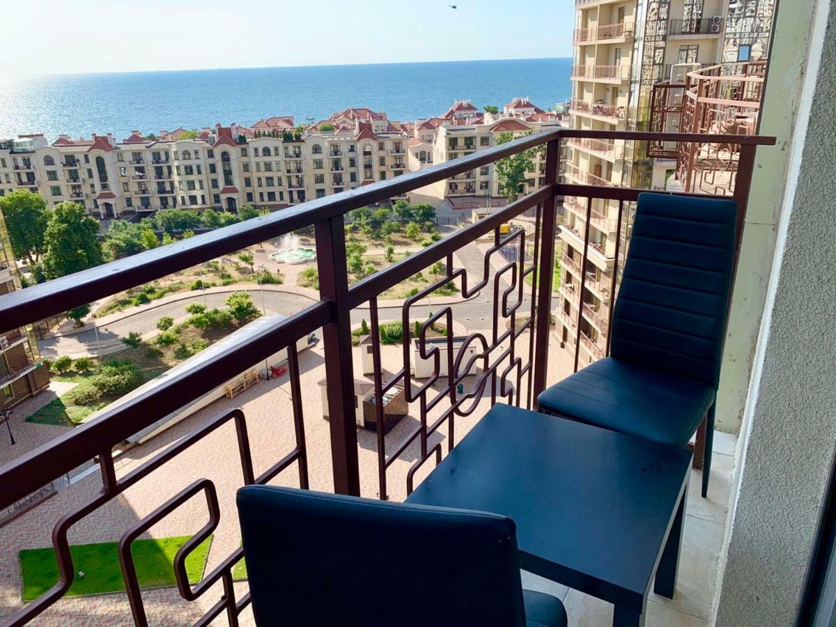 The Den Apartamento Odessa Exterior foto